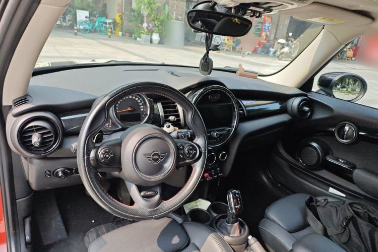 Used MINI 2020 2.0T COOPER S Classic Edition Center Console