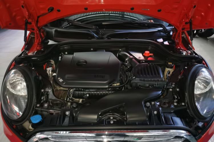 Used MINI 2020 1.5T ONE PLUS Engine Bay