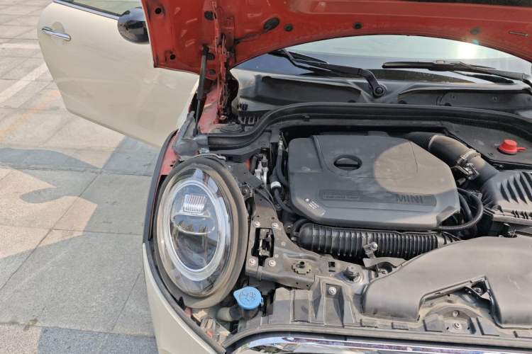 Used MINI 2020 2.0T COOPER S Classic Edition Engine Bay Right