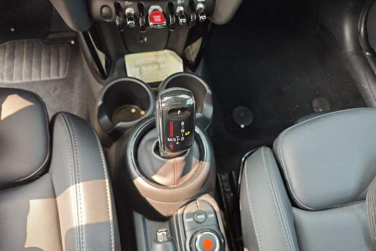 Used MINI 2020 2.0T COOPER S Classic Edition Gear Lever