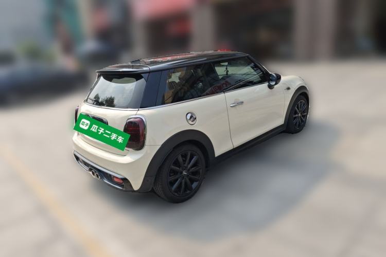 Used MINI 2020 2.0T COOPER S Classic Edition Rear Right 45 Deg