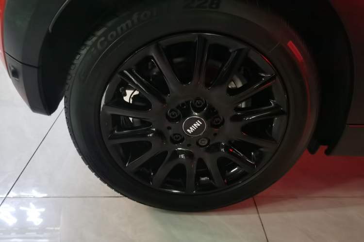 Used MINI 2020 1.5T ONE PLUS Right Rear Wheel Hub