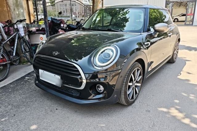 Used MINI 2021 1.5T COOPER Artist