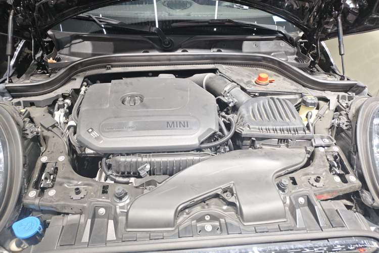 Used MINI 2021 1.5T Three-Door Sharp Edition Engine Bay