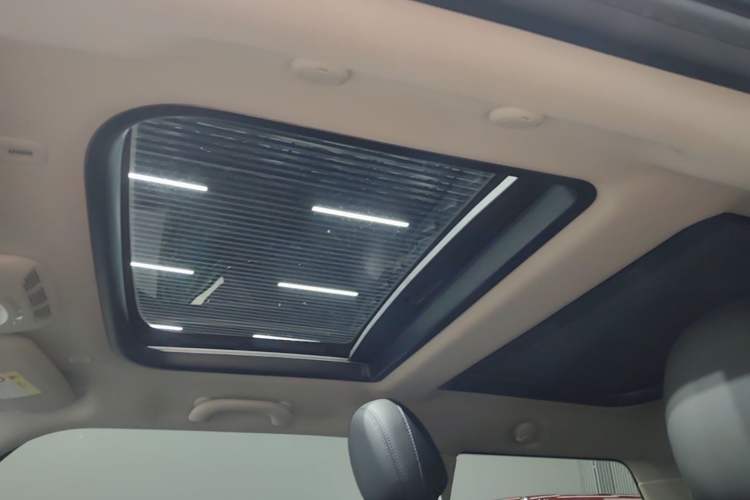 Used MINI 2021 1.5T COOPER Artist Headliner