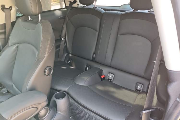 Used MINI 2021 1.5T COOPER Artist Left Rear Seat