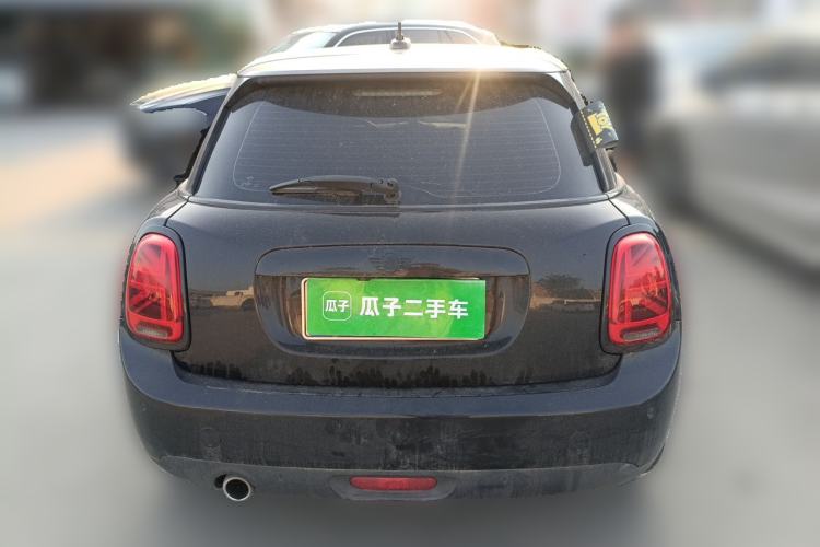 Used MINI 2021 1.5T COOPER Artist Five-Door Edition Rear