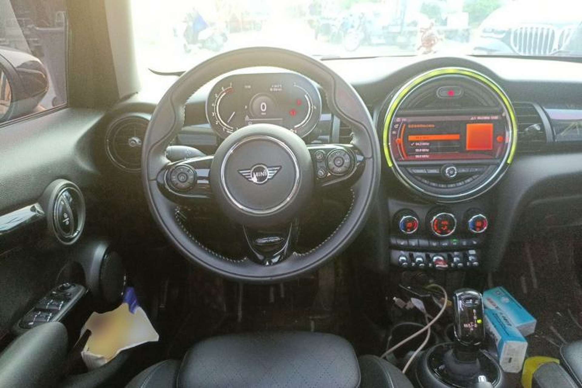 Used MINI 2021 1.5T COOPER Artist Five-Door Edition Steering Wheel