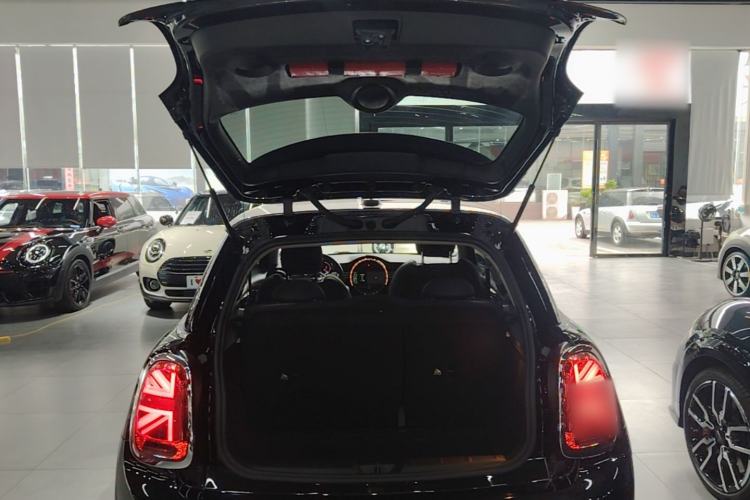 Used MINI 2021 1.5T COOPER Artist Trunk