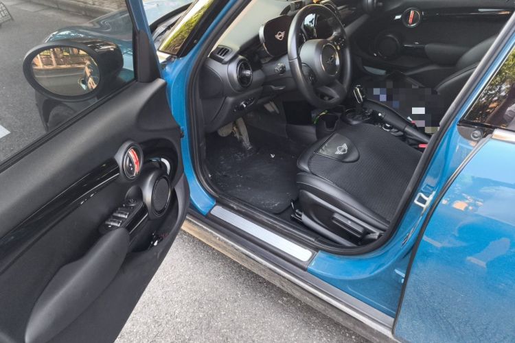 Used MINI 2021 1.5T COOPER Classic Edition Five-Door Version Driver Seat
