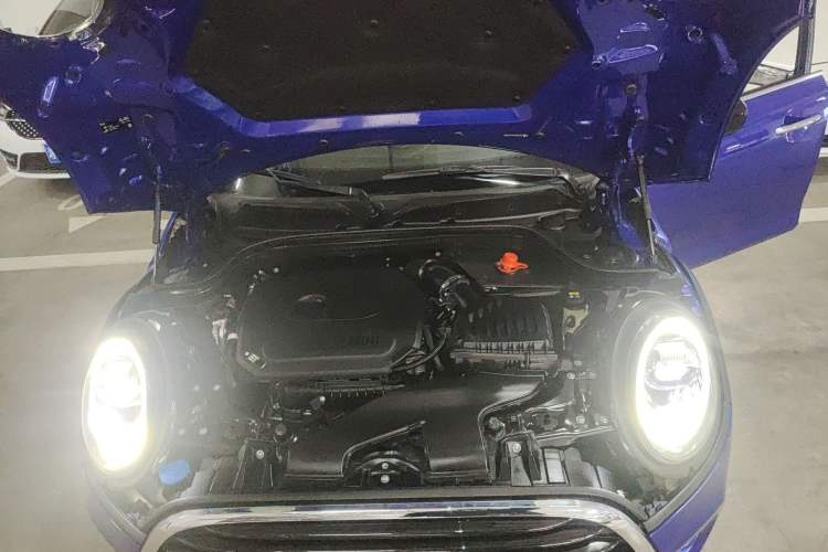Used MINI 2021 1.5T COOPER Classic Edition Five-Door Version Engine Bay