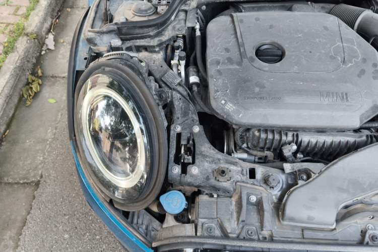 Used MINI 2021 1.5T COOPER Classic Edition Five-Door Version Engine Bay Right