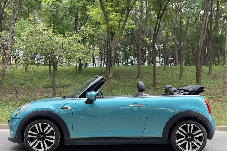 Used MINI 2021 1.5T COOPER CABRIO Artist Exterior 1