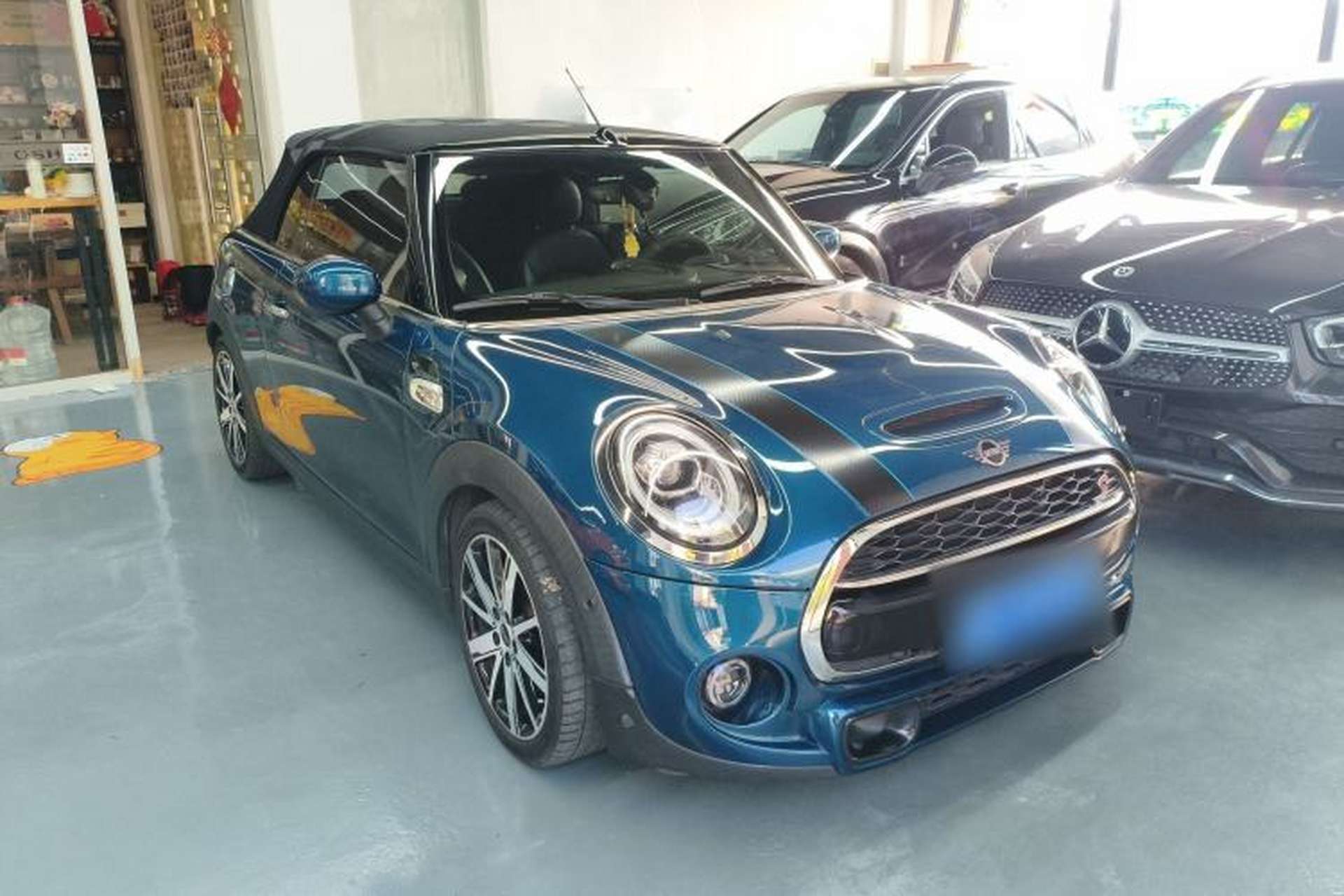 Used MINI 2021 2.0T COOPER S CABRIO Sidewalk Front Right 45 Deg