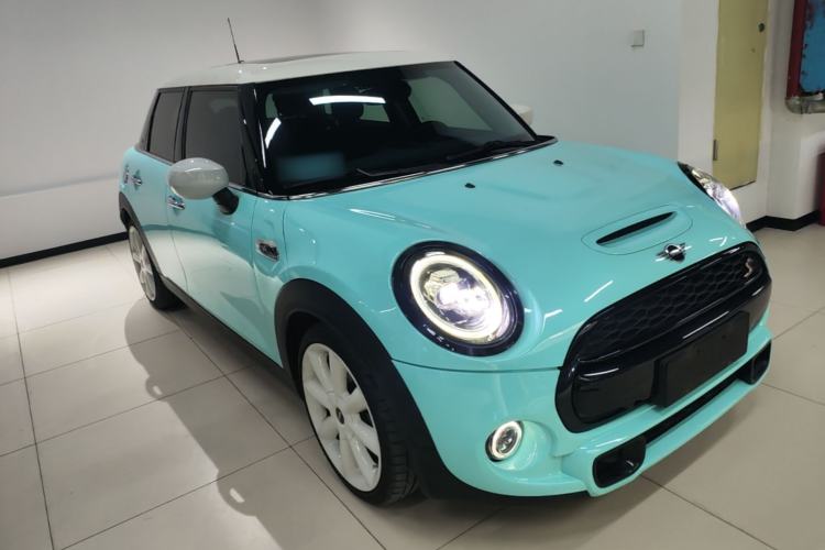 Used MINI 2021 2.0T COOPER S Artist Five-Door Edition Front Right 45 Deg