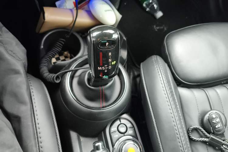 Used MINI 2021 2.0T COOPER S CABRIO Artist Gear Lever