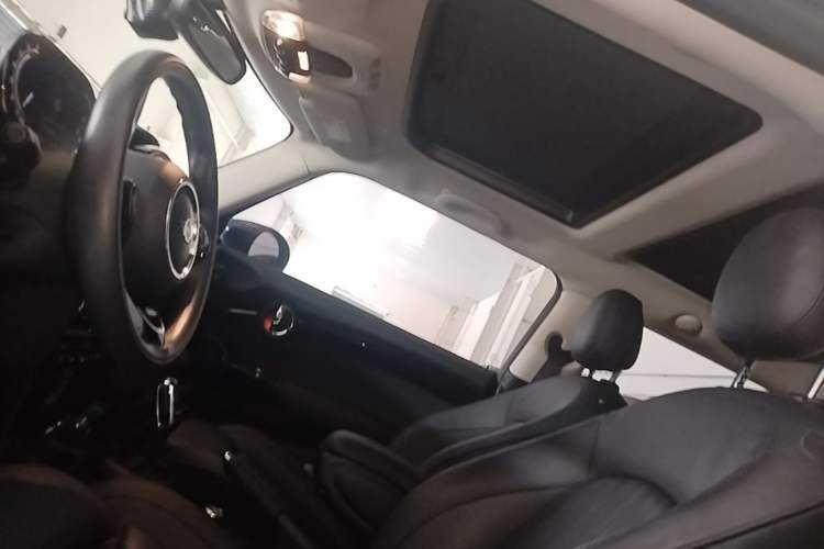 Used MINI 2021 2.0T COOPER S Artist Headliner