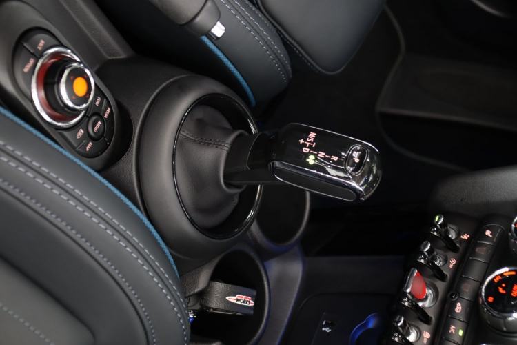 Used MINI 2021 1.5T COOPER CABRIO Sidewalk Interior 5