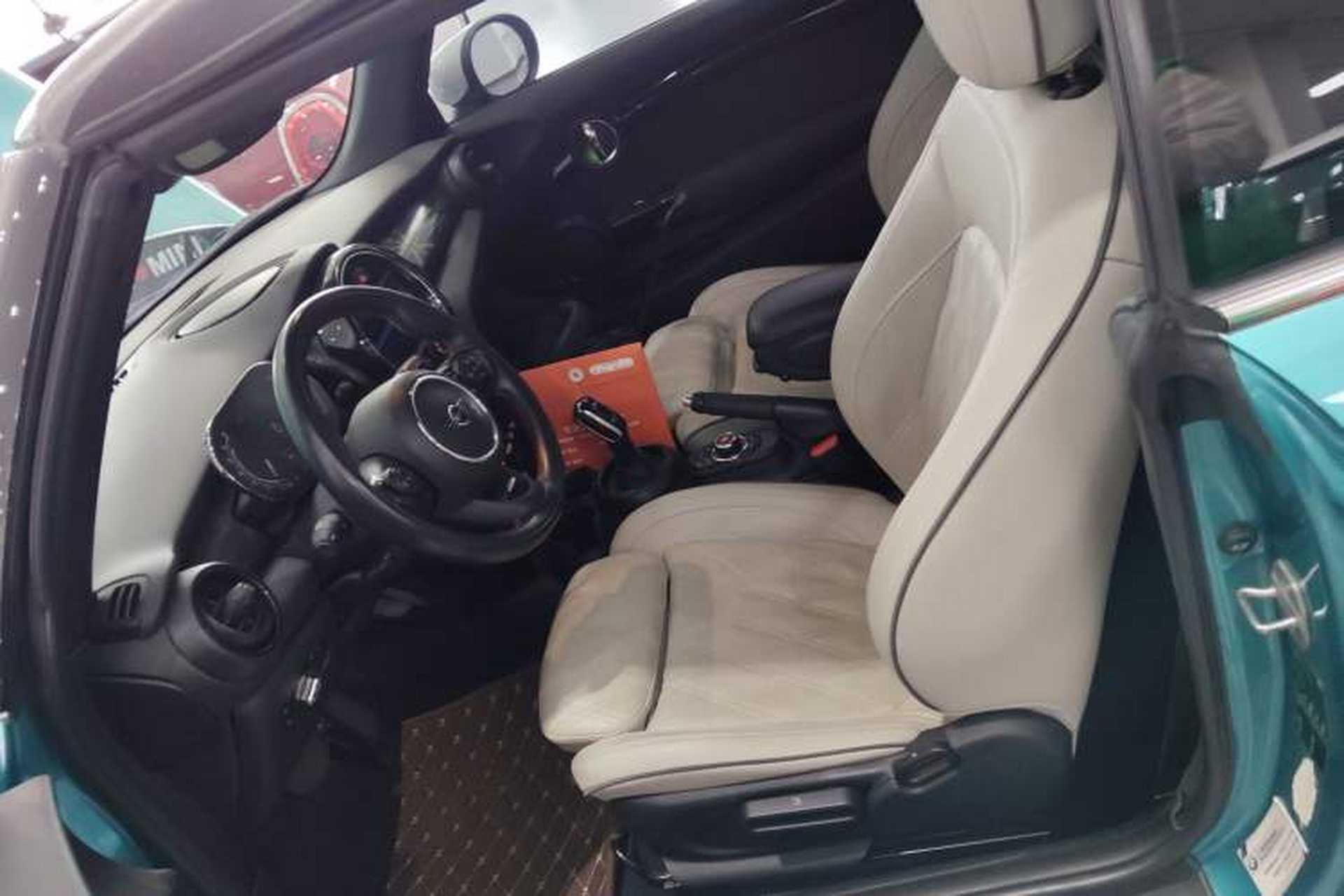 Used MINI 2021 2.0T COOPER S CABRIO Artist Left Front Seat