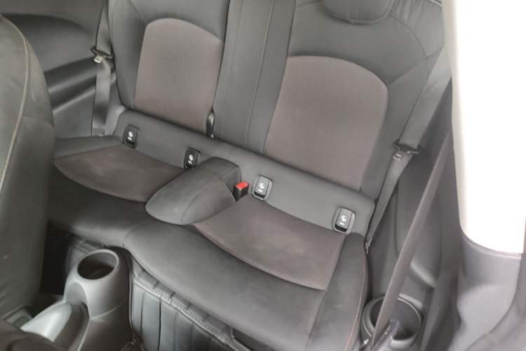 Used MINI 2021 1.5T ONE Left Rear Seat
