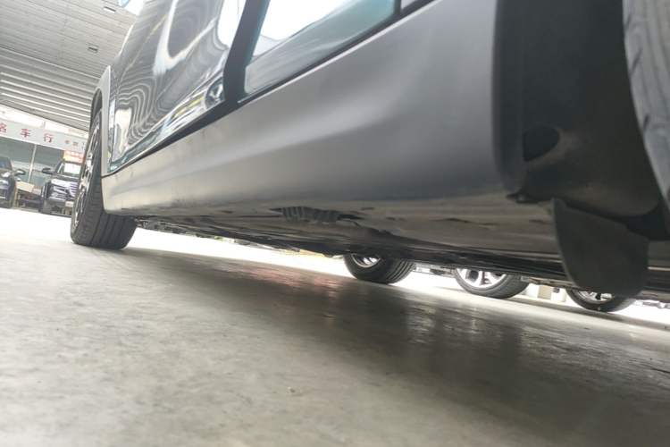 Used MINI 2021 1.5T ONE Left Side Sill