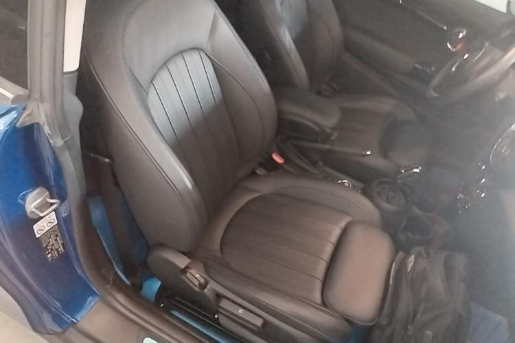 Used MINI 2021 2.0T COOPER S Artist Right Front Seat