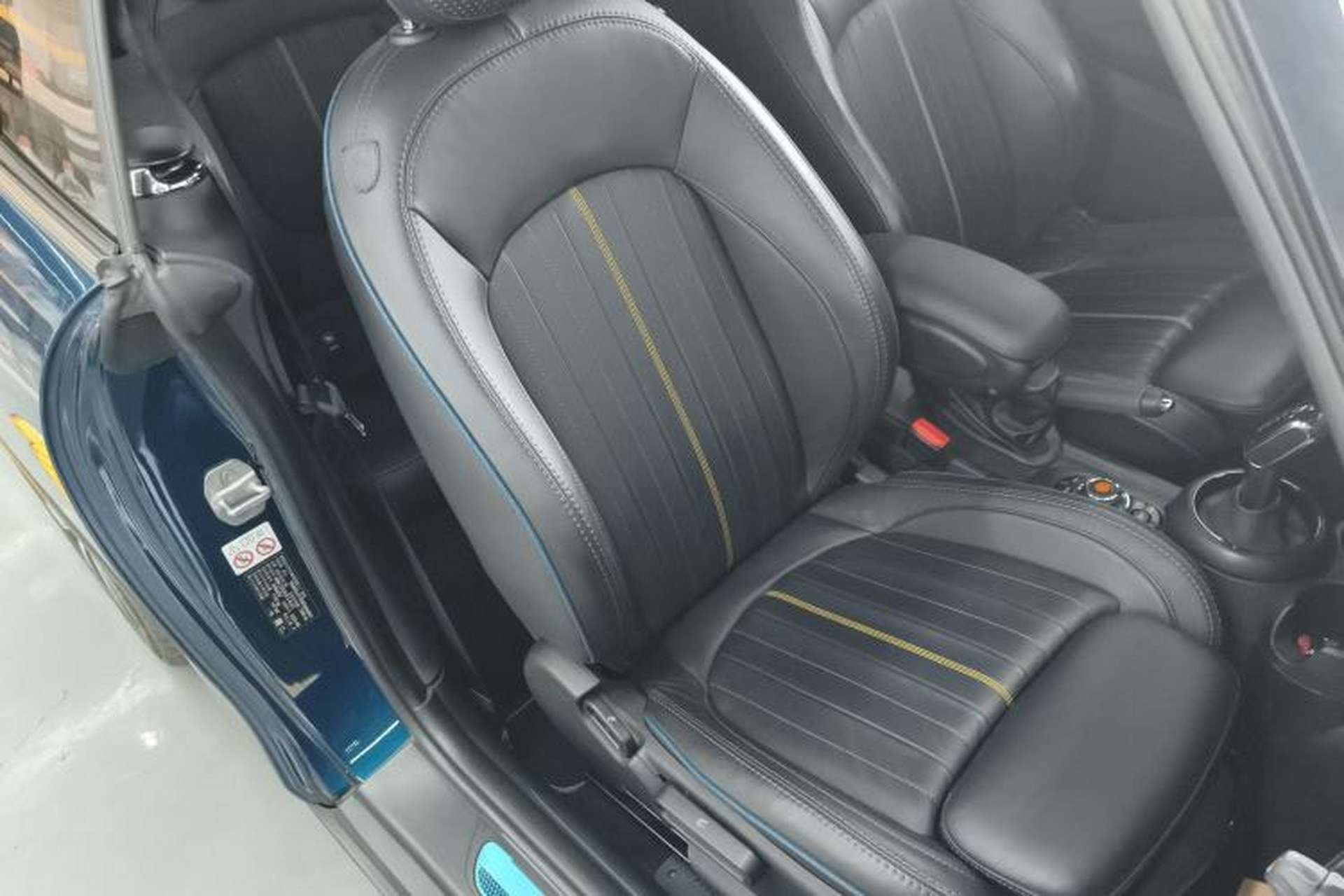 Used MINI 2021 2.0T COOPER S CABRIO Sidewalk Right Front Seat