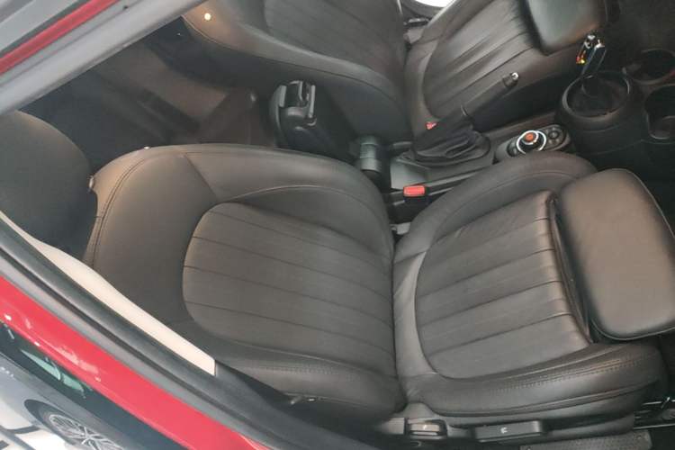 Used MINI 2021 2.0T COOPER S Artist Five-Door Edition Right Front Seat