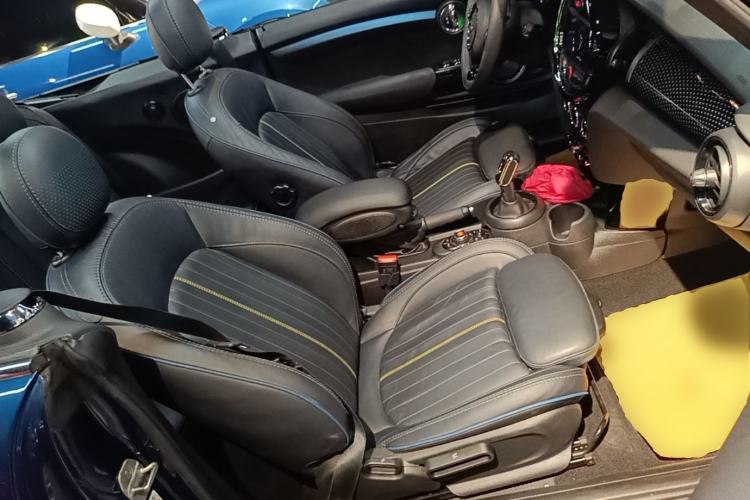Used MINI 2021 1.5T COOPER CABRIO Sidewalk Right Front Seat
