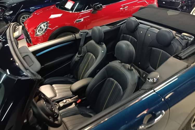 Used MINI 2021 1.5T COOPER CABRIO Sidewalk Roof