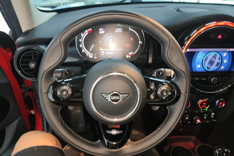 Used MINI 2021 2.0T COOPER S Artist Five-Door Edition Steering Wheel