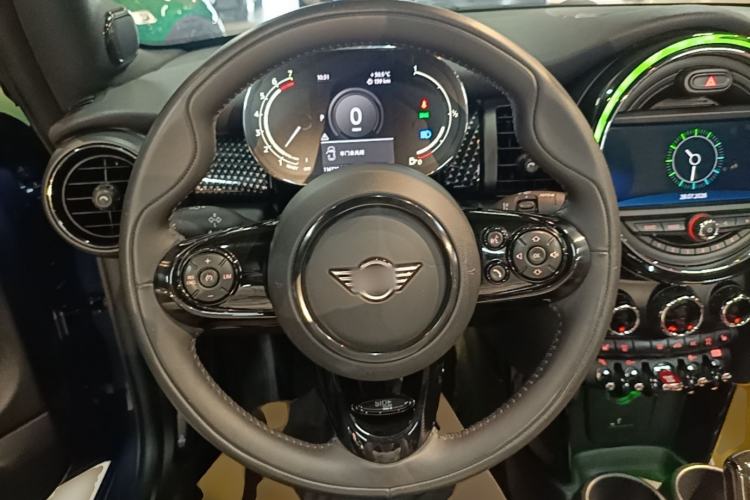 Used MINI 2021 1.5T COOPER CABRIO Sidewalk Steering Wheel