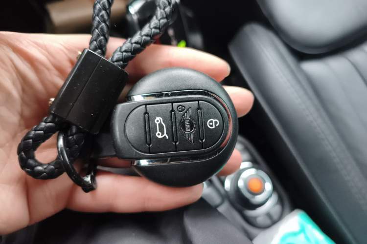 Used MINI 2021 2.0T COOPER S CABRIO Artist Vehicle Key