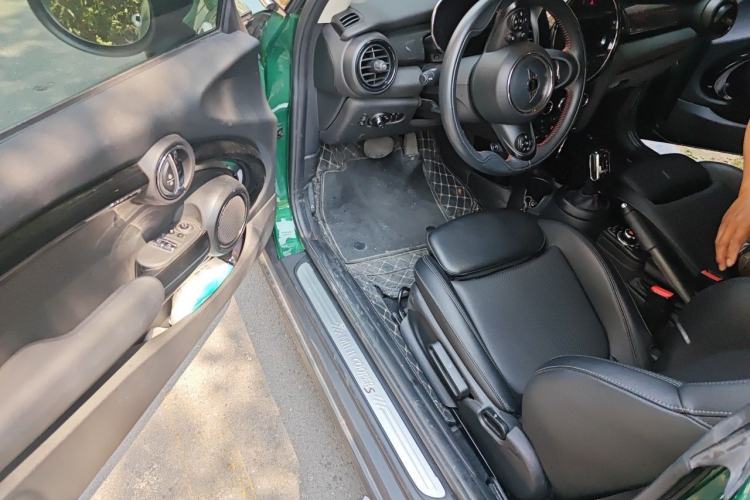 Used MINI 2021 2.0T COOPER S Classic Edition Driver Seat
