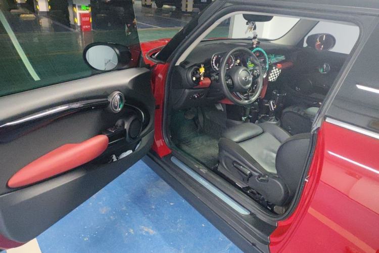 Used MINI 2021 1.5T COOPER Artist Driver Seat
