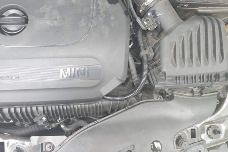 Used MINI 2021 2.0T COOPER S Artist Engine Bay