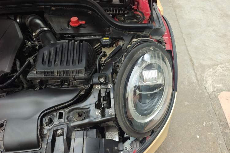 Used MINI 2021 1.5T COOPER Classic Edition Engine Bay Left