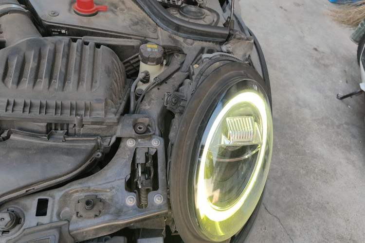 Used MINI 2021 1.5T COOPER Classic Edition Five-Door Version Engine Bay Left