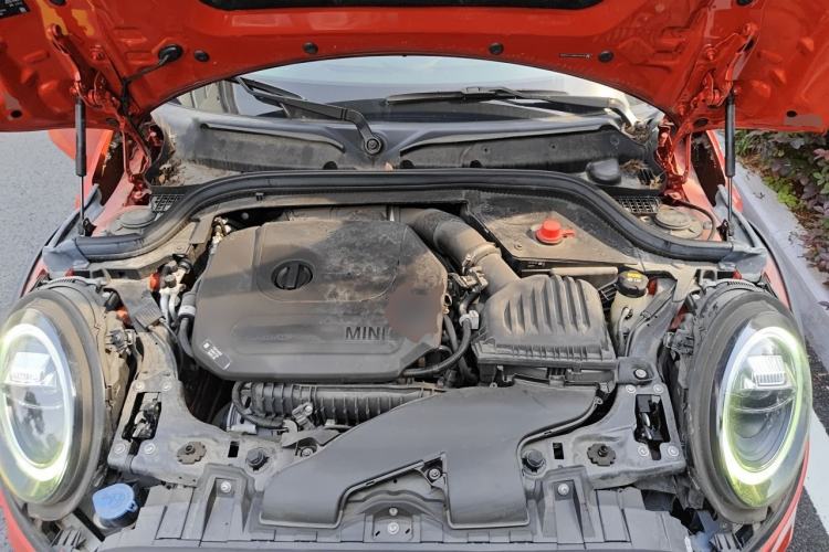 Used MINI 2021 1.5T COOPER Classic Edition Five-Door Version Engine Bay