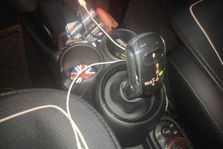 Used MINI 2021 1.5T COOPER Classic Edition Five-Door Version Gear Lever