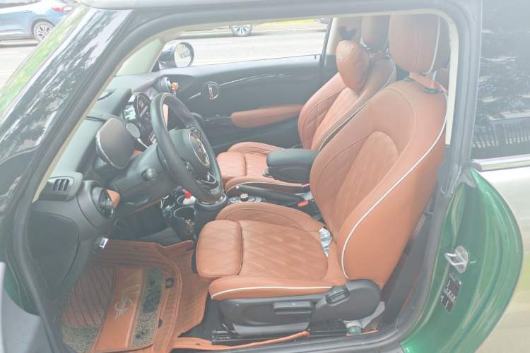 Used MINI 2021 2.0T COOPER S Artist Left Front Seat