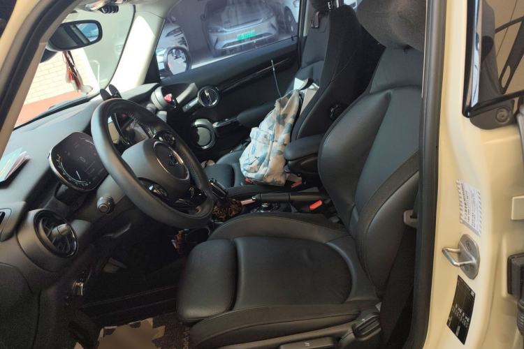Used MINI 2021 1.5T COOPER Artist Five-Door Edition Left Front Seat