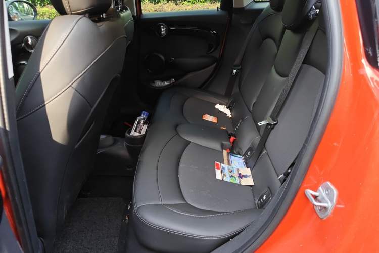 Used MINI 2021 1.5T COOPER Classic Edition Five-Door Version Left Rear Seat