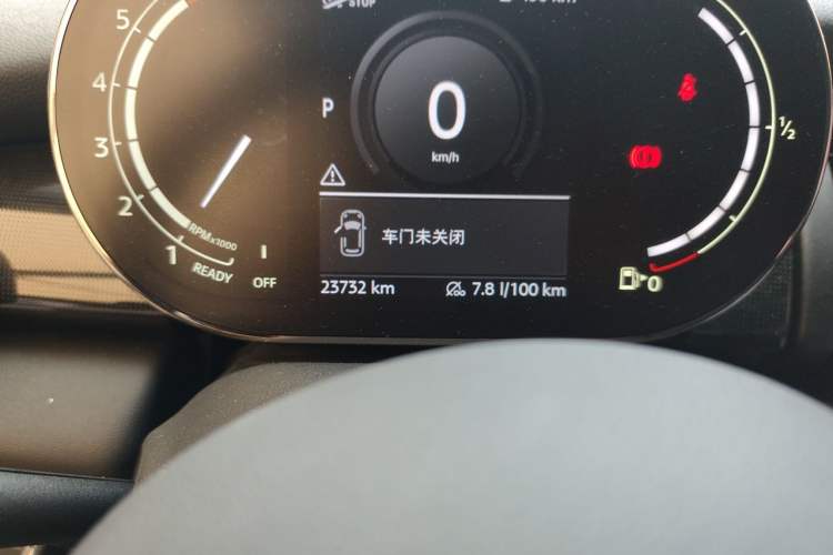 Used MINI 2021 1.5T COOPER Artist Five-Door Edition Odometer Close Up