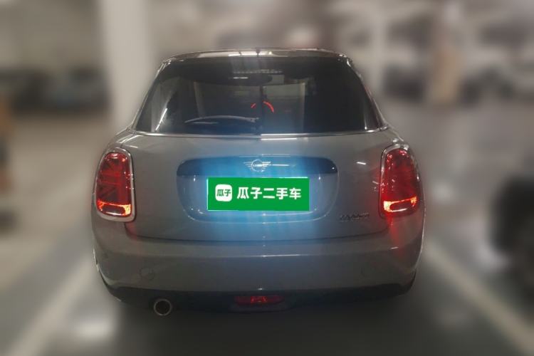 Used MINI 2021 1.5T COOPER Classic Edition Five-Door Version Rear