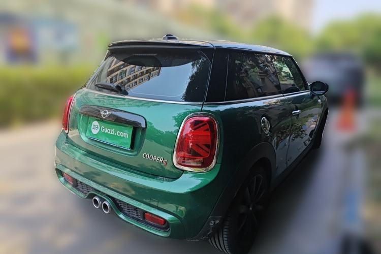 Used MINI 2021 2.0T COOPER S Classic Edition Rear Right 45 Deg