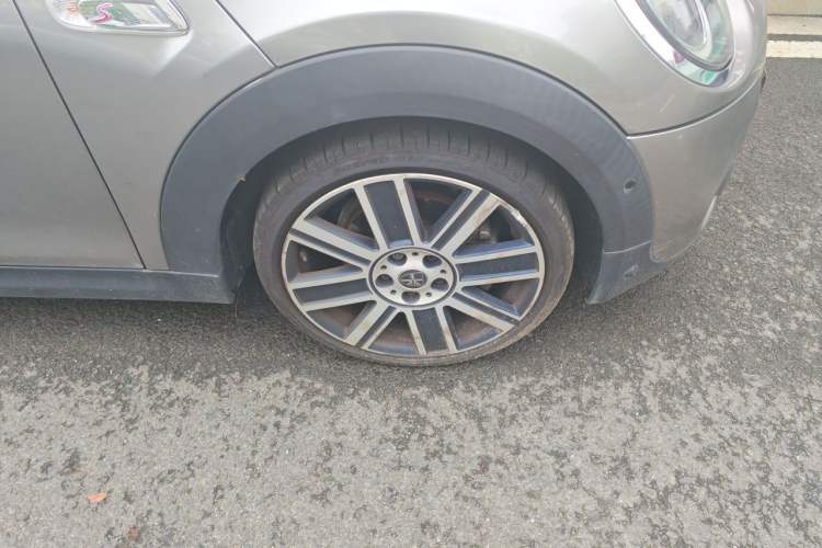 Used MINI 2021 2.0T COOPER S Artist Right Front Wheel Hub