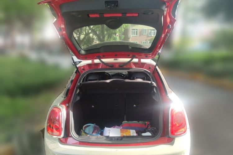 Used MINI 2021 1.5T ONE PLUS Five-Door Edition Trunk