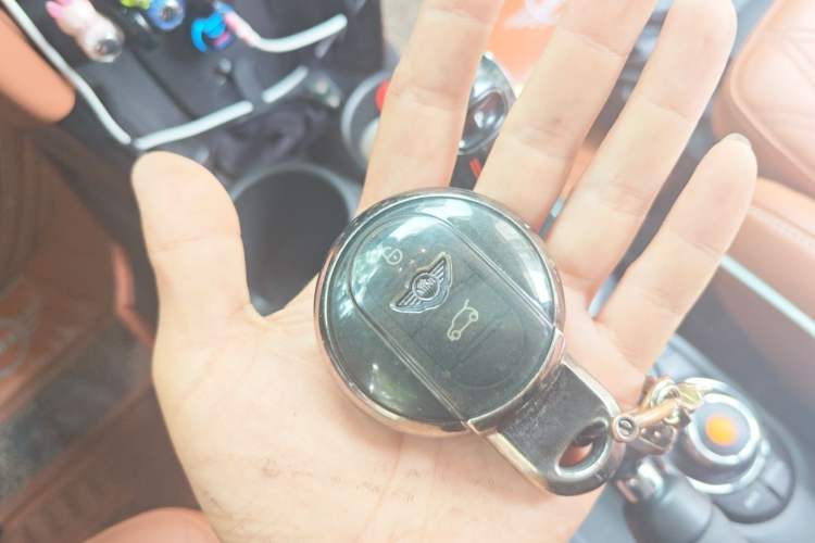 Used MINI 2021 2.0T COOPER S Artist Vehicle Key