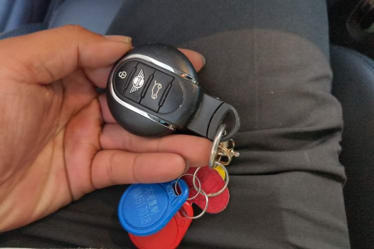 Used MINI 2021 1.5T COOPER Classic Edition Five-Door Version Vehicle Key